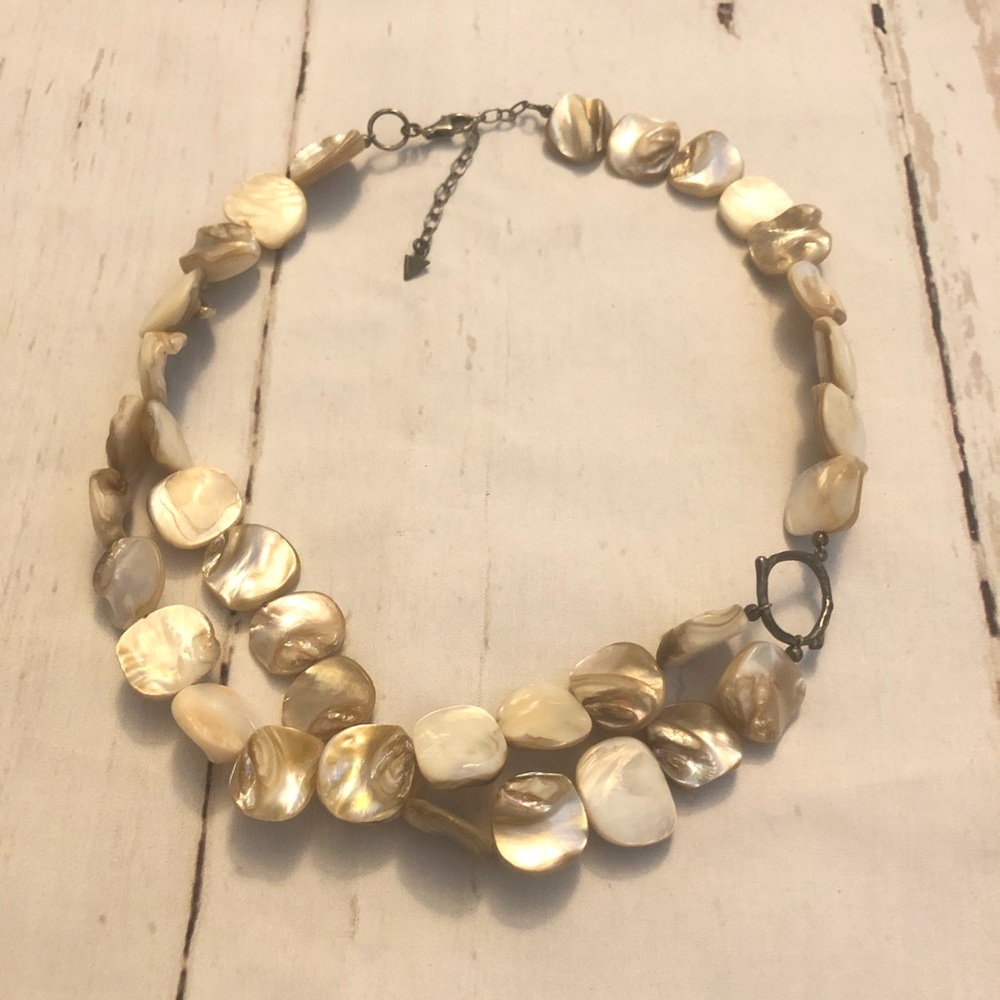 Shell layered necklace - Picture 2 of 2